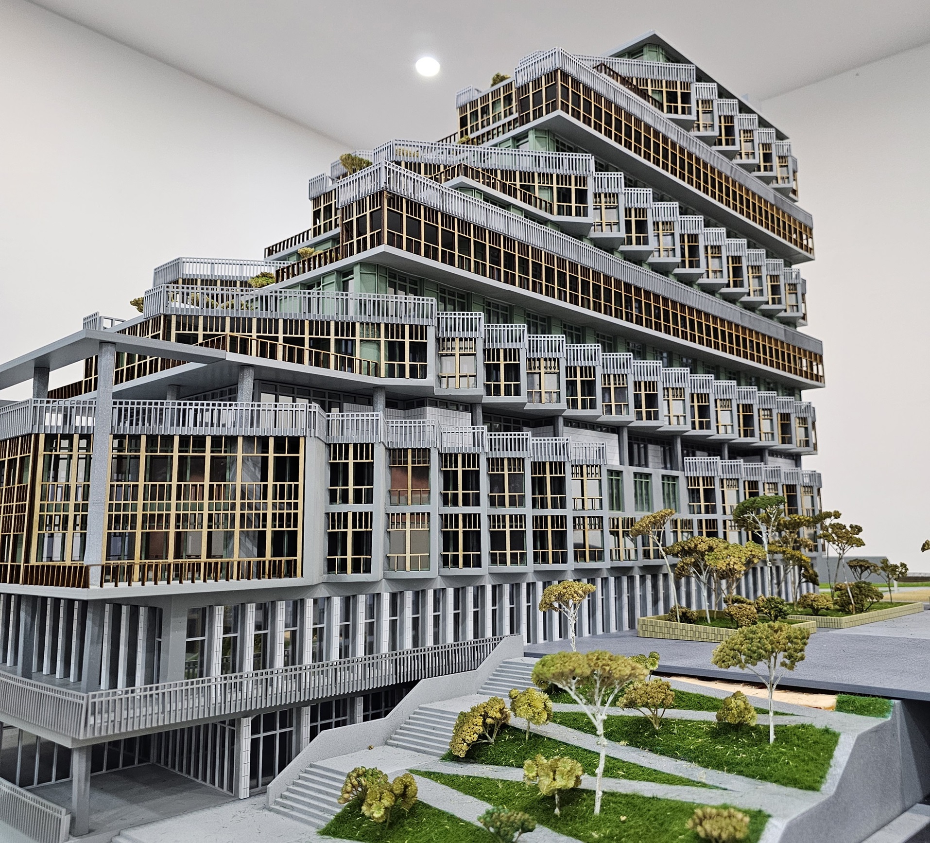 Visionary Scale Model